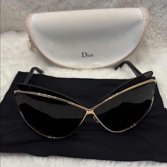 Limited Edition Dior Black and Gold Cat-Eye Sunglasses. $950 Retail - Picture 2 of 7